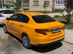 Van’da toplu taşımada sürücü dikkatini dağıtan objelere düzenleme