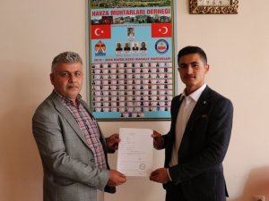 Türkiye’nin en genç muhtarı derneğe üye oldu