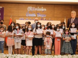 Sıfır Atık Projesi yarışmasında dereceye girenler ödüllendirildi