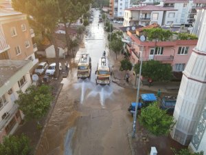 Selden zarar gören evler için Nazilli Belediyesi seferber oldu