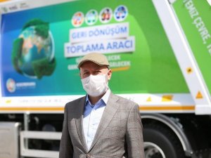 Başkan Çolakbayrakdar: “Geri dönüşümle geleceği ve doğayı koruyoruz”