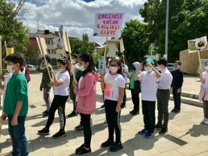Çevre dostu çocuklar yaşanabilir bir dünya için el ele verdi