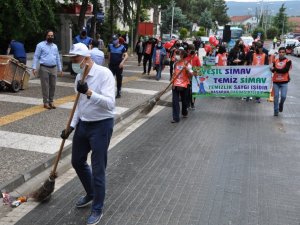 Belediye Başkanı Biçer ve TEMA gönüllülerinden çevre temizliği