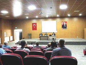 Hisarcık’ta dere yataklarının ıslah edilmesi ve temizlenmesi konulu toplantı