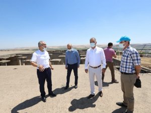 DİSKİ, mahallelerdeki su sorunlarını çözmeye devam ediyor