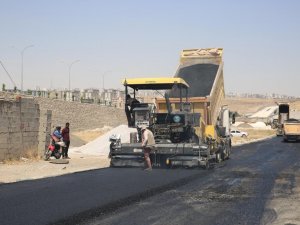 Haliliye’de asfaltlama çalışmaları sürüyor