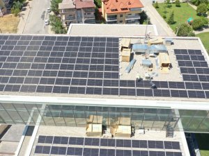 Merkezefendi Belediyesi güneş enerjisiyle kendi elektriğini üretmeye başlıyor