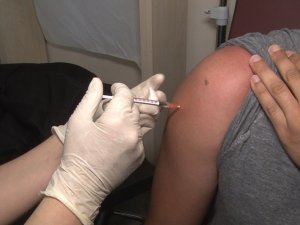 40 yaş ve üzeri aşılanmaya başlandı