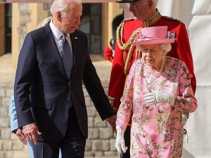 ABD Başkanı Biden, İngiltere Kraliçesi II. Elizabeth ile bir araya geldi