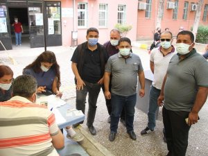 Kula’da taşımacılar aşılanıyor