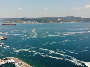 Çanakkale Boğazı’nda 1 haftada 198 metreküp müsilaj toplandı