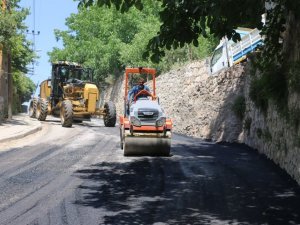 Bitlis Belediyesinden sıcak asfalt çalışması
