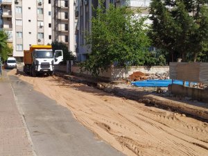 Etiler’de hatlar yenileniyor