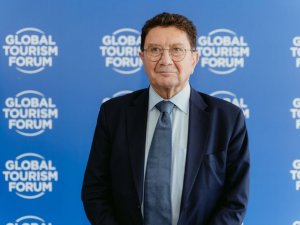 BM Dünya Turizm Örgütü’nün Eski Genel Sekreteri dünyaya Bodrum’u örnek gösterdi,  doğal yapısına hayran kaldı