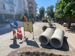 Cumhuriyet Mahallesi’nin altyapısı yenileniyor