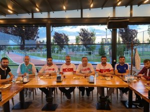 AK Partili Ceylan, gençlerle bir araya geldi