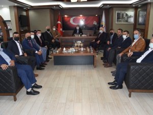 MHP, tersanelerde askeri gemi yapımını gündeme getirecek