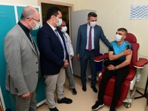 Anadolu Üniversitesinde aşı kampanyası başladı