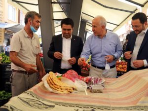 Başkan Gültak, vatandaşlarla bir araya geldi