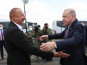 Cumhurbaşkanı Erdoğan, Fuzuli’de Aliyev tarafından karşılandı