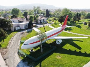 Uçağın yanına 2 adet vagon yerleştirilecek