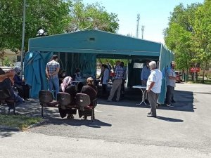 Tomarza Devlet Hastanesi bahçesine aşı çadırı kuruldu