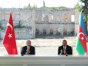Cumhurbaşkanı Aliyev: “Şuşa Deklarasyonu ile Azerbaycan-Türkiye ilişkileri yeni bir aşamaya geldi”