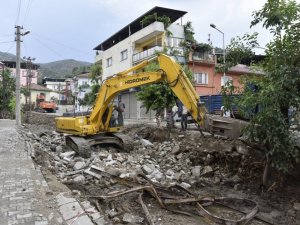 Kocababa Deresi ıslah çalışmaları başladı