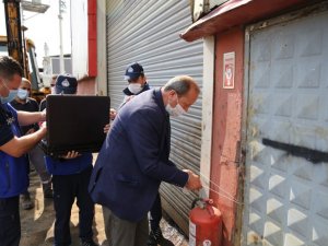 İzmit Körfezi’ni kırmızıya bürüyen o firmanın kapısına mühür vuruldu