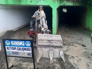 Sağanağın etkilediği Sapanca’da SASKİ’den yoğun mesai