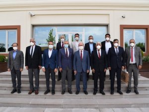 Başkan Pekyatırmacı: "KKTC’li belediyelerle işbirliğine hazırız"