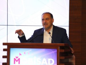 Ulaştırma ve Altyapı Bakan Yardımcısı Sayan: “Bilgi ve iletişim sektöründe kuralları oluşturarak mağduriyetlerin engellenmesine büyük önem verdik”