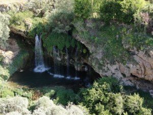 Her mevsim ayrı güzel, Yıldız şelalesinde ilkbahar mevsimi