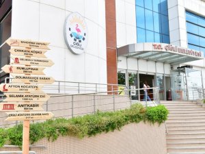 Çiğli Belediyesinde 3 müdürlük kadınlara emanet