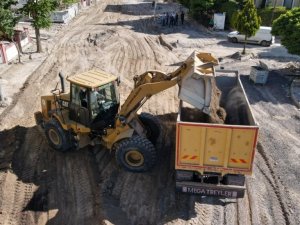 Vefa Küçük Caddesinde 1. etabın altyapısı tamamlandı
