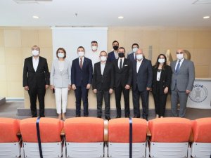 Başkan Sürekli, İzmir iş dünyası temsilcileriyle buluştu