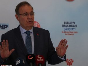 CHP Sözcüsü Öztrak çalıştay için geldiği Gaziantep’te açıklamalarda bulundu