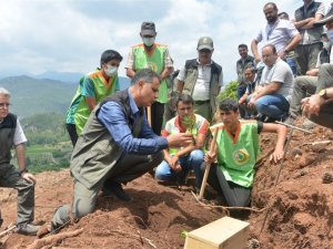 Mersin’de endüstriyel ağaçlandırma çalışmaları arazi eğitimi yapıldı