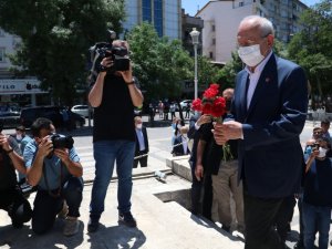 CHP’li Lideri Kemal Kılıçdaroğlu, Şahinbey ve Karayılan’ın mezarını ziyaret etti