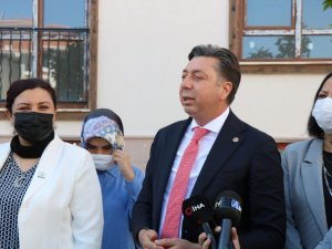 Kendirli’den ’TOKİ’ açıklaması: "İş makinaları çalışırken hamaset yapılmasını kabul etmiyorum"