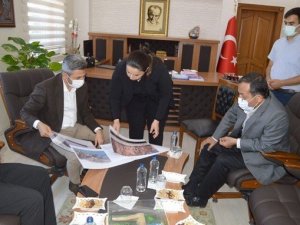 Milletvekili Aydın, Besni ilçesinde incelemelerde bulundu