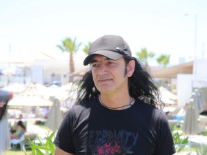 Filistin için “Yıkılsın İsrail” şarkısı söyleyen Murat Kekilli: “İsrail’e değil, Filistin’e gitmek isterim”