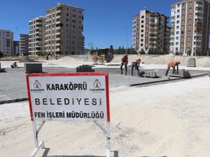 Karaköprü’de yollar kilitli parkeyle döşeniyor