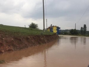 Tavşanlı’da şiddetli yağış etkili oldu