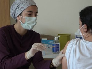 30 yaş ve üzeri aşılama başladı