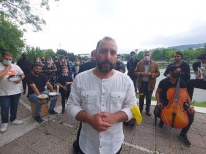 Kocaeli müzisyenler Cumhurbaşkanı Erdoğan’a şarkı ile seslendi