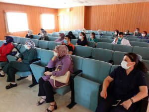 FÜ’de yoğum bakım personeline “Hastane Enfeksiyonlarının Önlenmesi" eğitimi