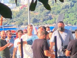 Kıvanç Tatlıtuğ Bodrum’da kamera karşısına geçti