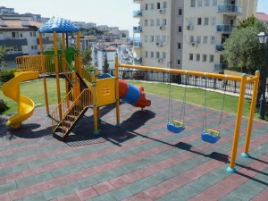 Kuşadası’nda yeşil odaklı çalışmalar devam ediyor