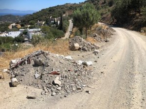 Moloz dökerken görüntülediler